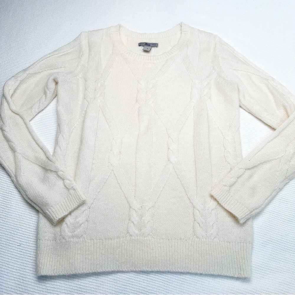 Bass Cream Cable Knit Crewneck Sweater